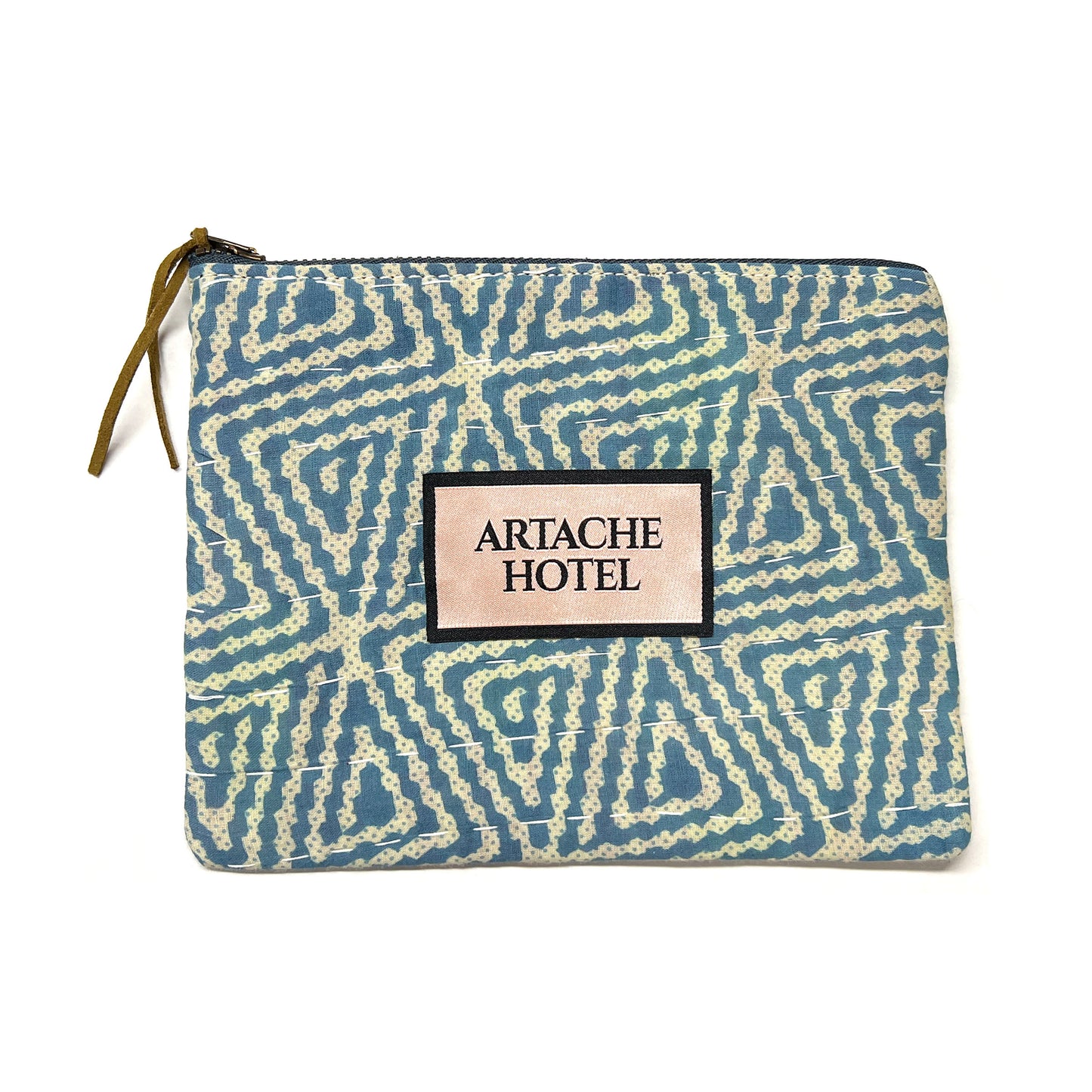 ONE OF A KIND POUCH 0004