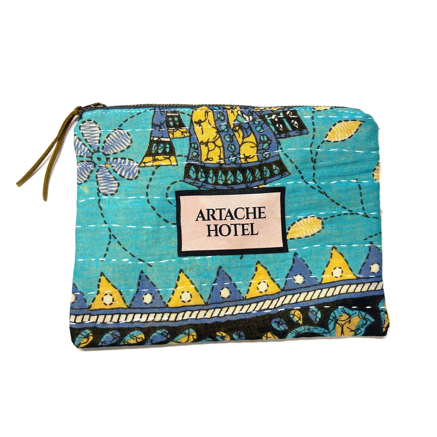 ONE OF A KIND POUCH 0003